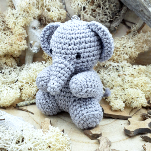 Porte-clés Mini éléphant en crochet fait main – Crochet de Loutre